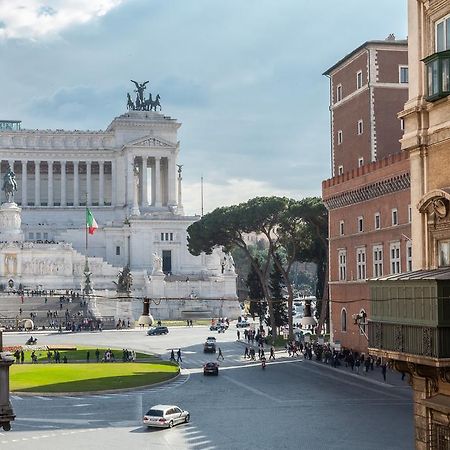 Amazing Suite Piazza Venezia Rome Exterior photo